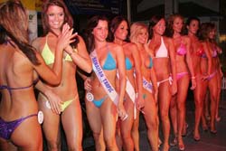 Miss Hawaiian Tropic August 2006 photo - Duval Street, Key West
